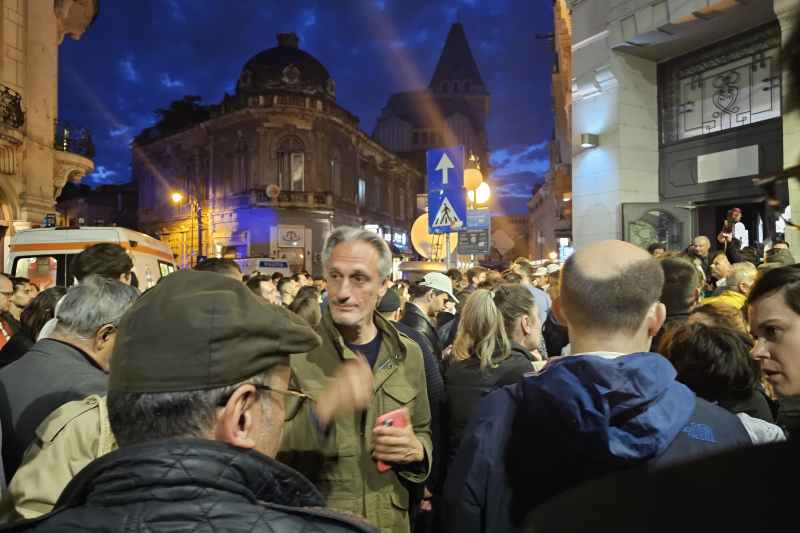 Matei Păun, fost șef de campanie al lui Nicușor Dan, a fost prezent în noaptea alegerilor