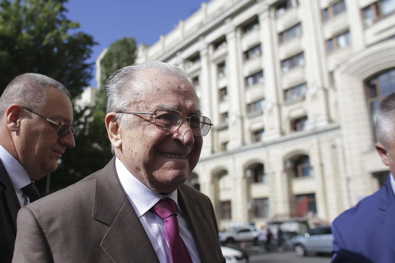 Mesajul lui Ion Iliescu pentru Nicușor Dan: Susținere pentru noul președinte