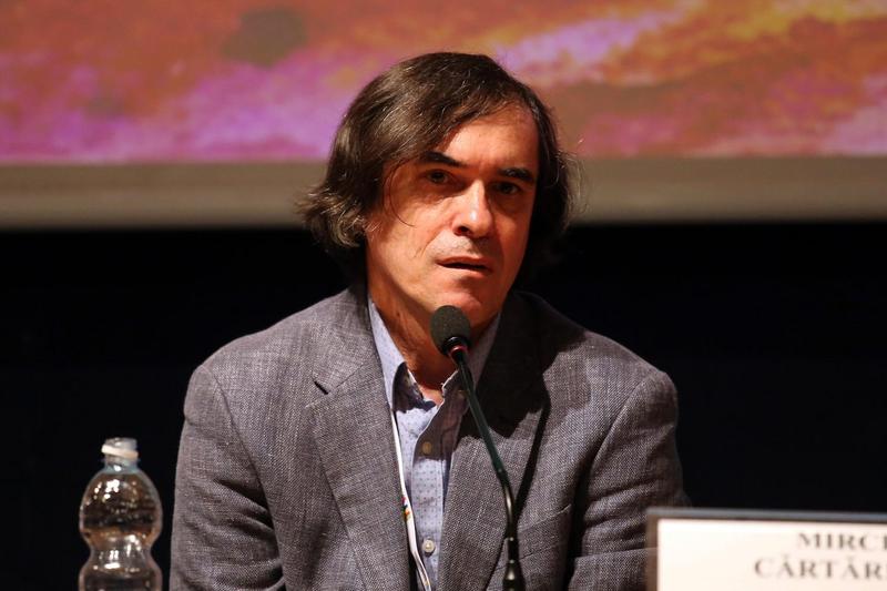 Mircea Cărtărescu își prezintă noul volum: „Nu public jurnal pentru a discuta despre bârfele din viața literară”