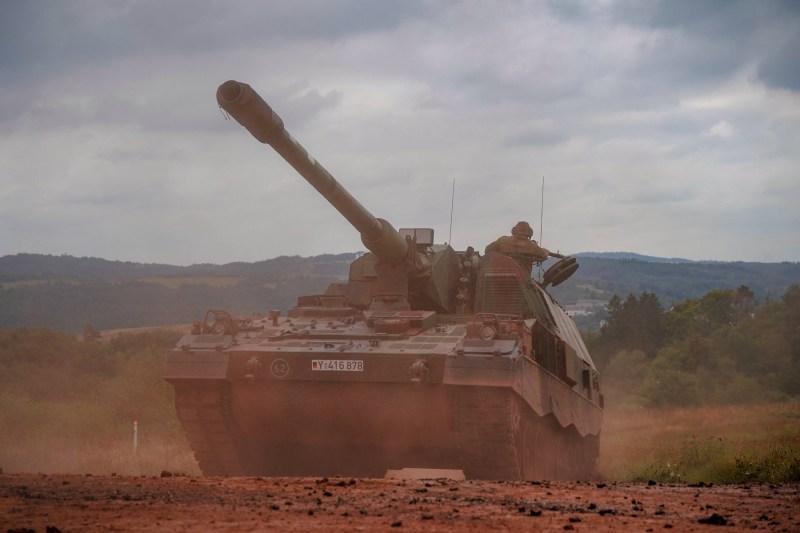 NATO solicită Germaniei să contribuie cu încă 7 brigăzi pentru apărarea alianței în contextul temerilor legate de un atac din partea Rusiei. Provocarea: 40.000 de militari activi