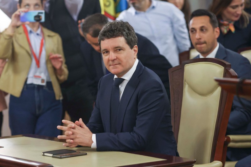 Nicușor Dan discută despre finanțarea partidelor politice și subvențiile pentru propagandă / Finanțarea totală este de 380 de milioane de lei dintr-un deficit de 30 de miliarde