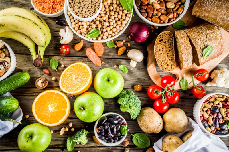 Proteine vs. carbohidrați: Studiile arată ce tipuri alimentare contribuie la o viață lungă și sănătoasă