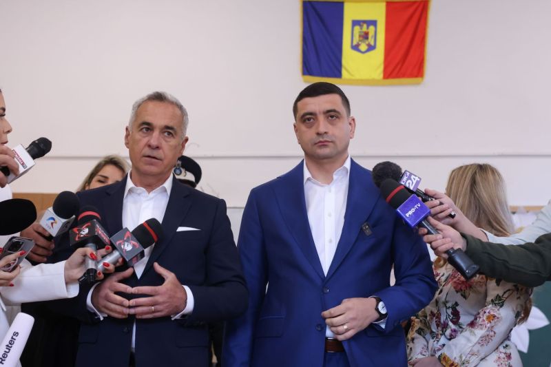 Reacție rapidă: „Nu fugem”. Contestarea alegerilor, o nouă legătură între Simion și Georgescu cu agenda Rusiei