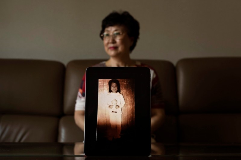 Reîntâlnirea emoționantă dintre o mamă și fiica sa dispărută, după 44 de ani de căutări. „Nu există nimic care să repare pierderea”