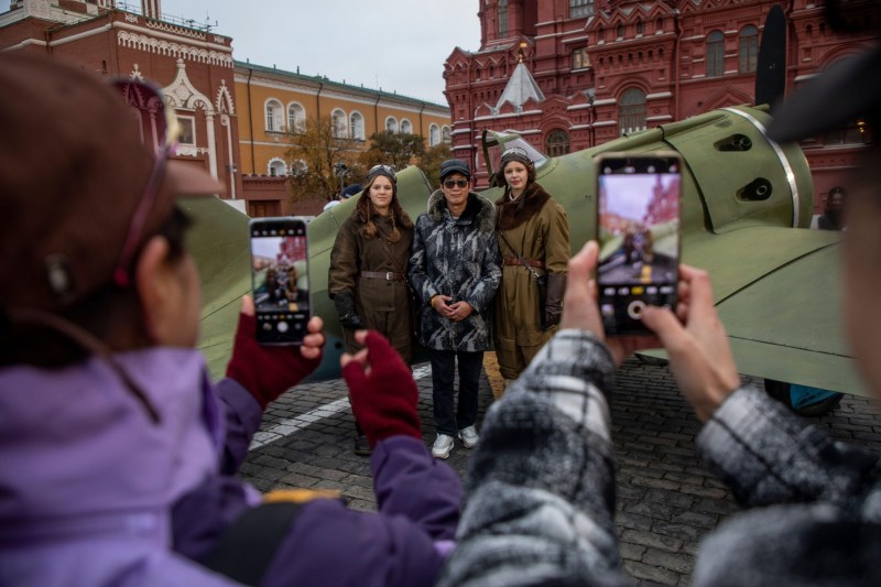 Revenirea turiștilor chinezi aduce momente inedite în Rusia: „A durat mult să-i convingem că 30 de dolari pentru un prânz la un restaurant bun din Moscova e un preț rezonabil”