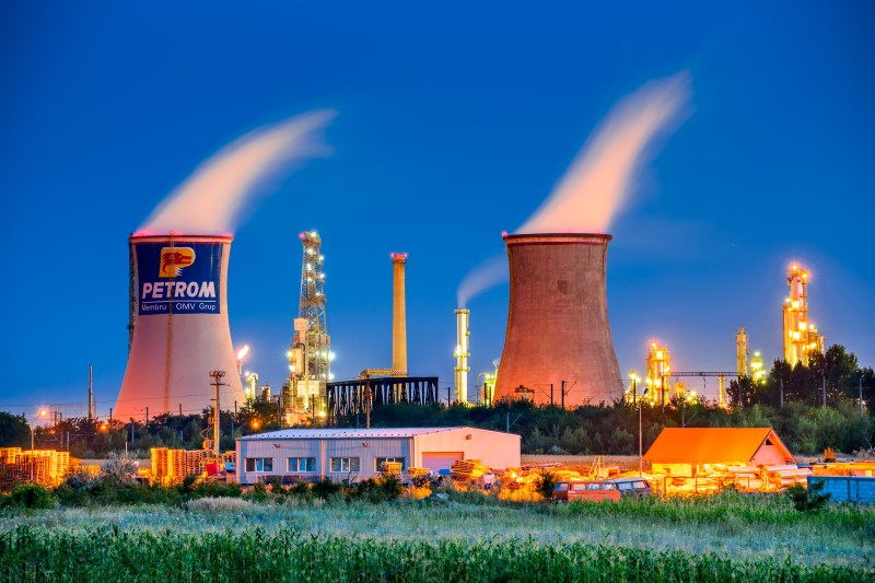 Senatorul AUR care solicită insistent naționalizarea OMV Petrom deține 1,7 milioane de acțiuni la această companie / ”Nu ofer detalii despre viața personală”