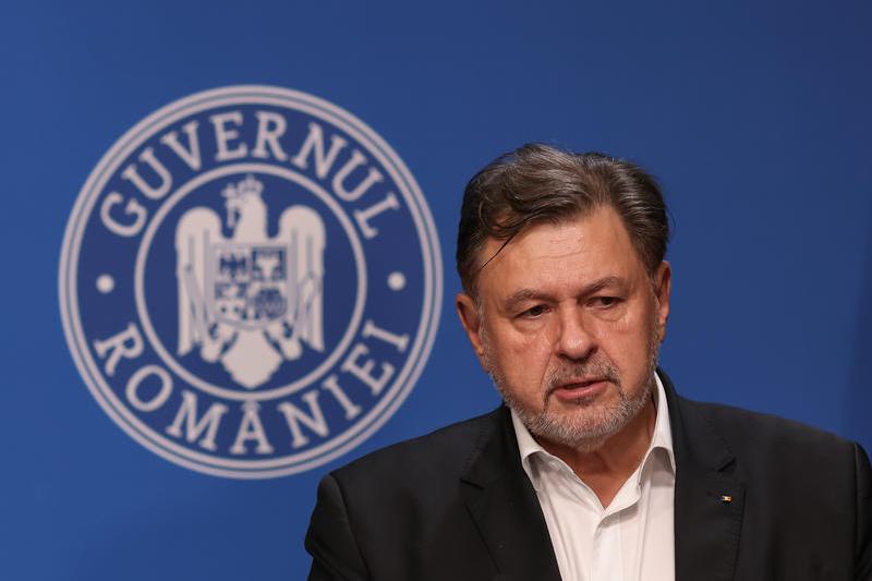 SOS România inițiază o moțiune simplă împotriva ministrului interimar al Sănătății, Alexandru Rafila, aducând acuzații severă.