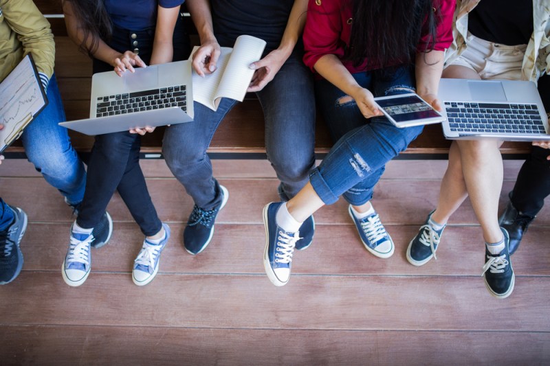 Studiu oficial al Ministerului Educației: Aproape 40% dintre adulții din România se confruntă cu analfabetismul funcțional în citire și calcul