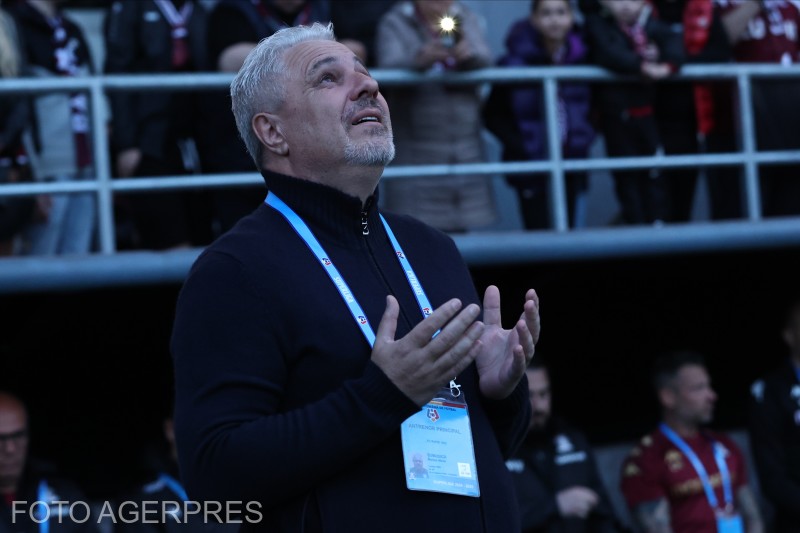 SuperLiga: A câștigat titlul alături de Marius Șumudică și este convins că nu va rămâne