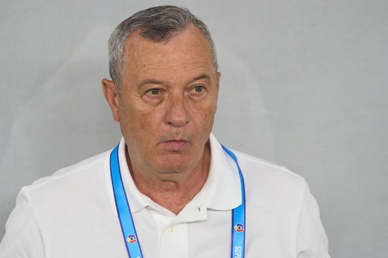 SuperLiga: UTA și Gloria Buzău au terminat la egalitate. Suporterii arădeni cer demisia lui Mircea Rednic