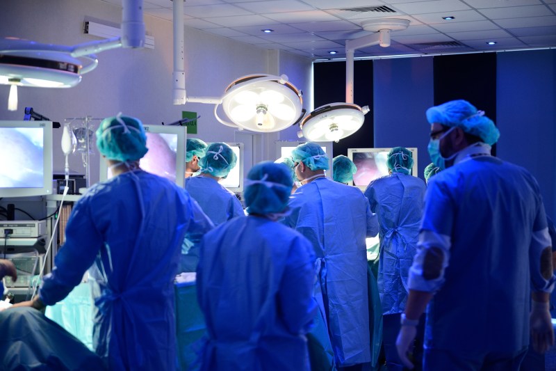 Surgical Training Institute: Centrul de excelență din România pentru formarea chirurgilor europeni în tehnici de chirurgie avansată, cu simulatoare de antrenament similare cu cele folosite de piloți