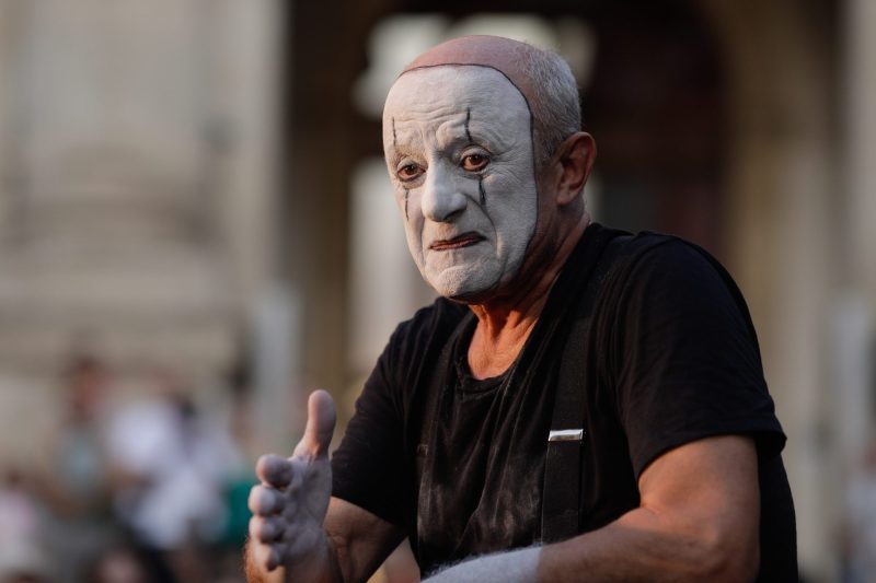Suspensia spectacolului cu Mălaimare la Iași, după declarațiile controversate ale actorului