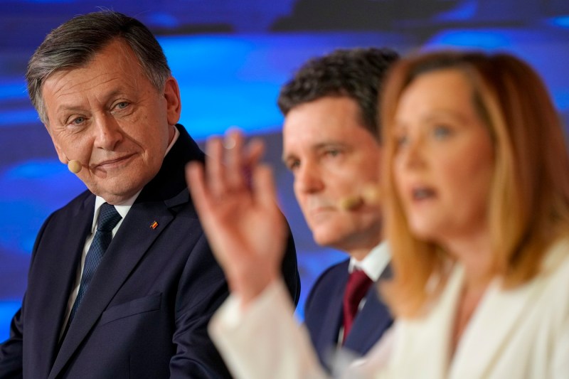 Țara în care Nicușor Dan și Crin Antonescu au obținut același număr de voturi, iar George Simion a primit un vot