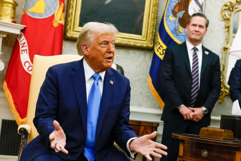 Trump îl înlocuiește pe Waltz din poziția de consilier pentru securitate națională și îl propune pentru un post la ONU – decizie oficială