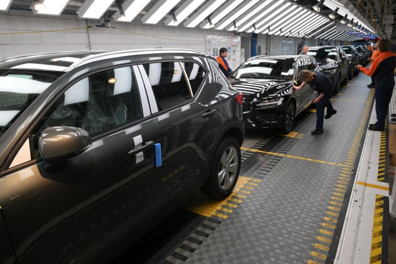 Un producător de automobile renunță la 3.000 de angajați: „Sectorul auto se confruntă cu provocări majore”