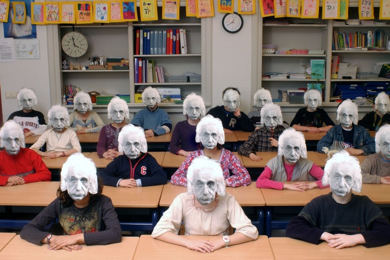 Un studiu alarmant dezvăluie că A.I. poate influența opiniile oamenilor prin cunoașterea detaliilor personale