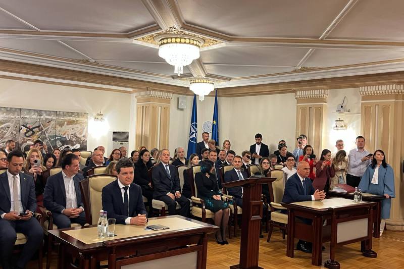 VIDEO Ceremonie solemnă de validare a mandatului lui Nicușor Dan, la Curtea Constituțională, în prezența lui Ilie Bolojan