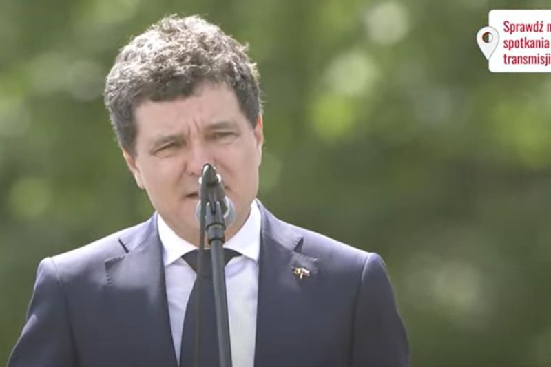 VIDEO Nicușor Dan, discurs la mitingul candidatului pro-european din Varșovia. Mesaj important în limba poloneză