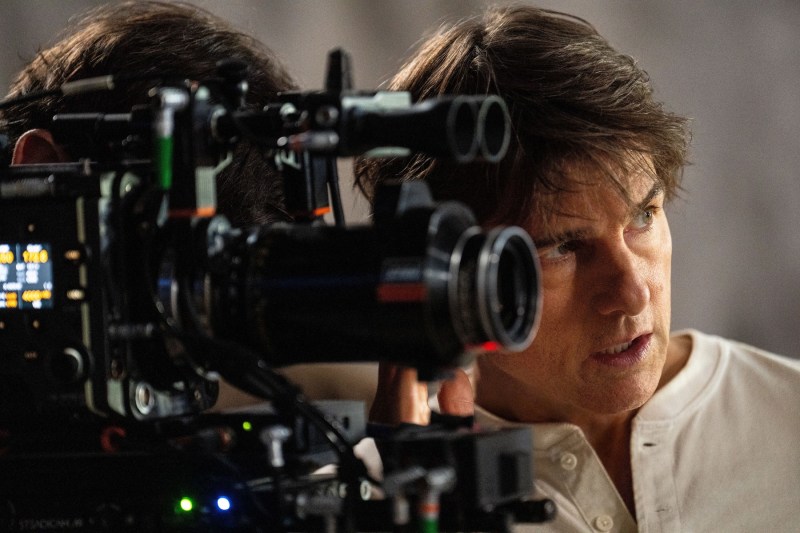 VIDEO Noul film al lui Tom Cruise, printre cele mai costisitoare din istorie, înfruntă o producție Disney la box office