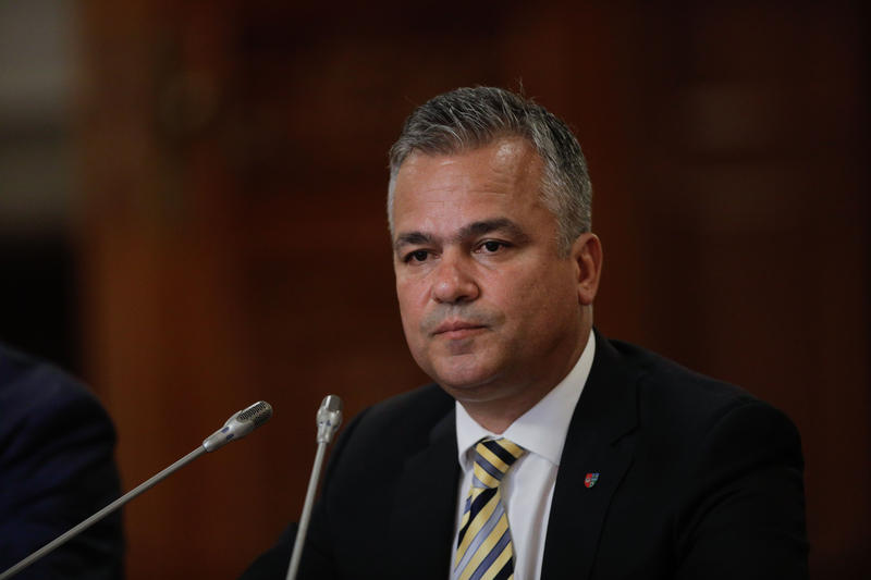 VIDEO Prima reacție a conducerii PNL după exit-poll: „Îi urăm succes în mandat”