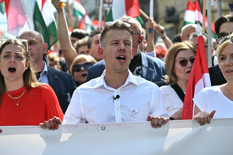 Viktor Orban, criticat de liderul opoziției ungare pentru sprijinul inițial acordat lui Simion: „A trădat maghiarii din afara granițelor”