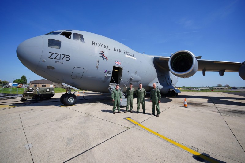 Activisti pro-palestinieni au deteriorat două aeronave în cadrul unei baze militare din Marea Britanie