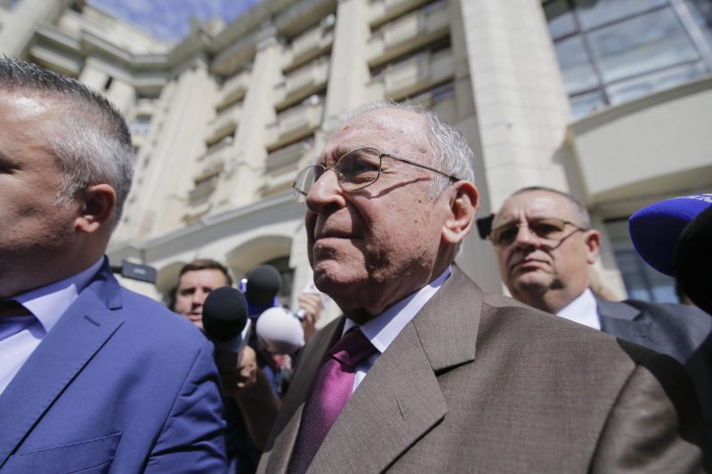 Actualizări despre sănătatea lui Ion Iliescu, internat la ATI