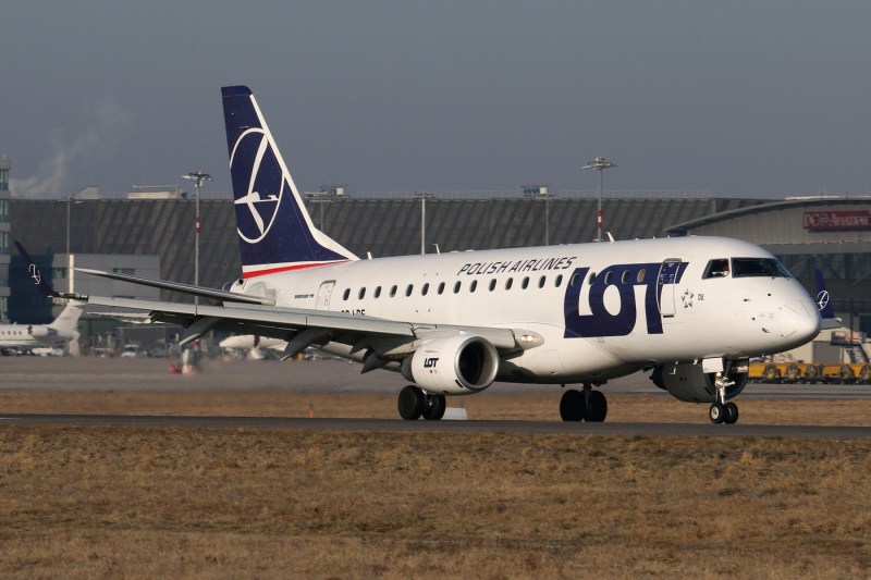 Airbus obține o comandă senzațională de la compania națională poloneză LOT pentru 40 de avioane A220
