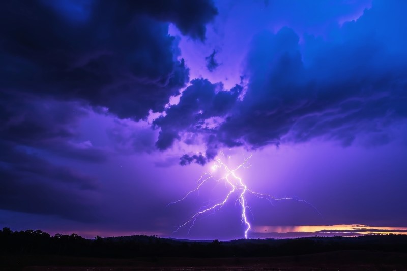 Alerte meteorologice: Furtuni după caniculă în majoritatea țării - HARTA regiunilor afectate
