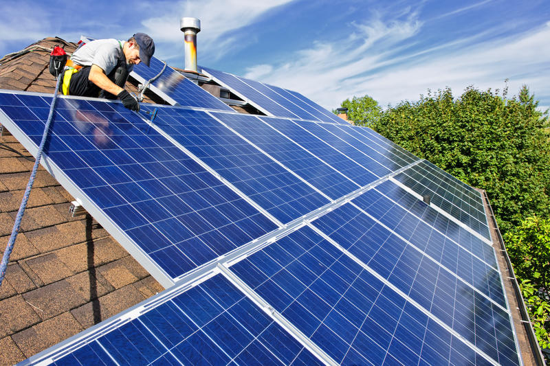 APCE solicită menținerea TVA-ului de 9% pentru panouri fotovoltaice - O soluție eficientă pentru reducerea facturilor