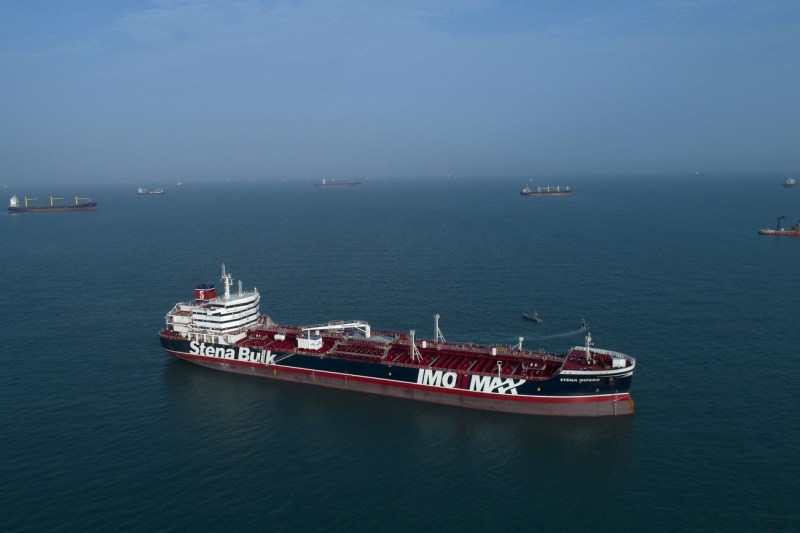 Artera petrolieră globală: De ce nu închide Iranul Strâmtoarea Ormuz în fața atacurilor Israelului?