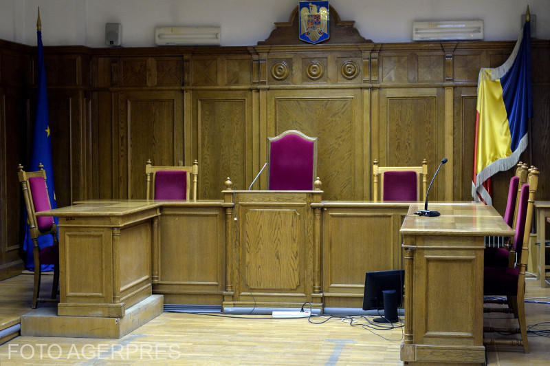 Asociația procurorilor „Inițiativa pentru Justiție” solicită lui Nicușor Dan să ceară CCR să intervină în procedura de desemnare a șefului ICCJ. „Este un conflict juridic de natură constituțională”