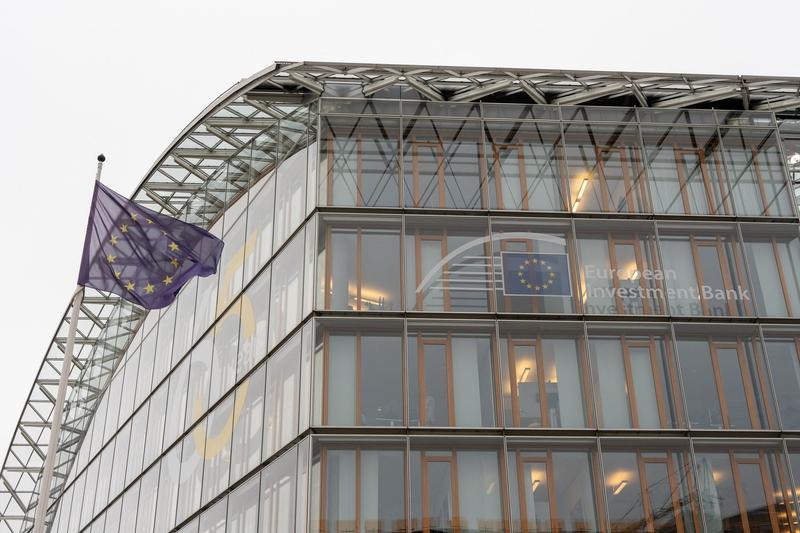 BEI își majorează semnificativ sprijinul financiar pentru industria de apărare din UE