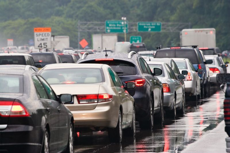 Căderea pieței auto din România continuă: Ce modele au fost cele mai populare luna trecută