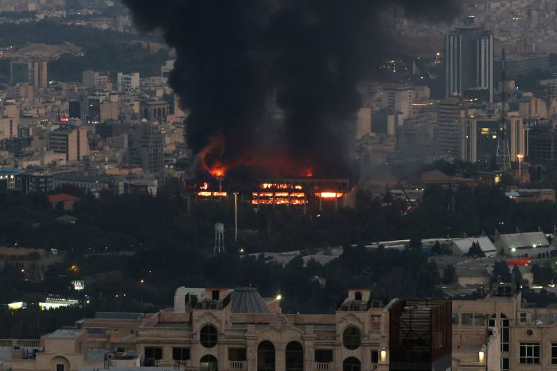 Când va lua sfârșit conflictul. Primele semne din Iran și Israel după zile de intensitate și teroare în orașe