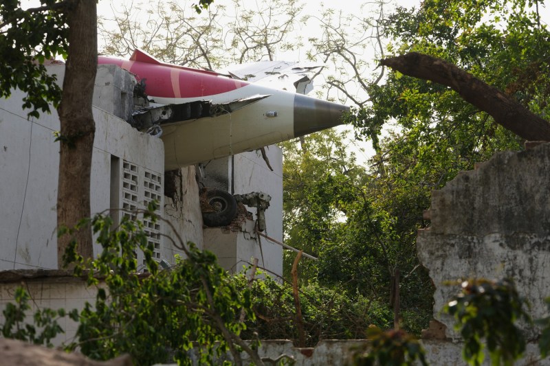 Compensația oferită familiilor victimelor tragediei aviatice din India