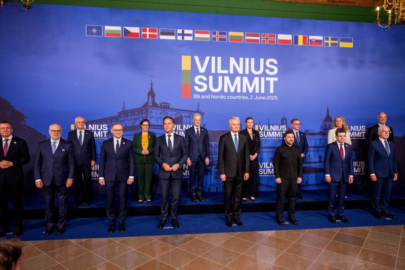 Corespondență de la Vilnius: Nicușor Dan se întâlnește cu lideri europeni la summitul B9