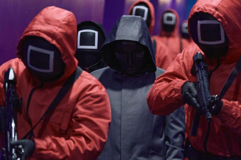 Creatorul „Squid Game” propune un serial „spin-off”, Tom Cruise stabilește un nou record mondial prin cascadorii, iar „Resident Evil 9” a fost anunțat oficial.