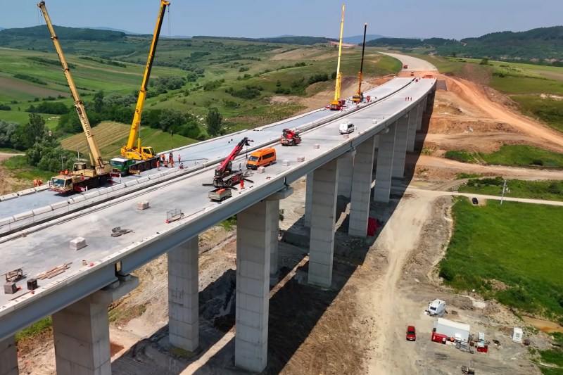 Cum au ajuns autostrăzile din România să aibă costuri exorbitante? Explicațiile pentru contractele de valoare mare / Reacțiile Bulgariei sobre licitațiile scumpe
