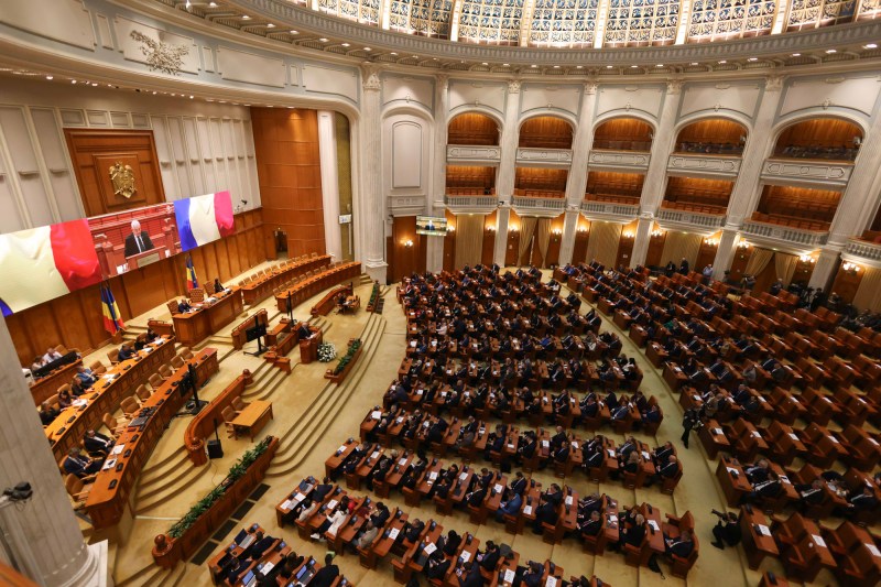 Declarațiile unui deputat USR cu privire la încasarea subvenției pentru chirie în timp ce deține apartamente în București