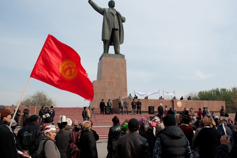 Demontarea celui mai înalt monument dedicat lui Lenin din Asia Centrală: Ce va fi instalat în loc