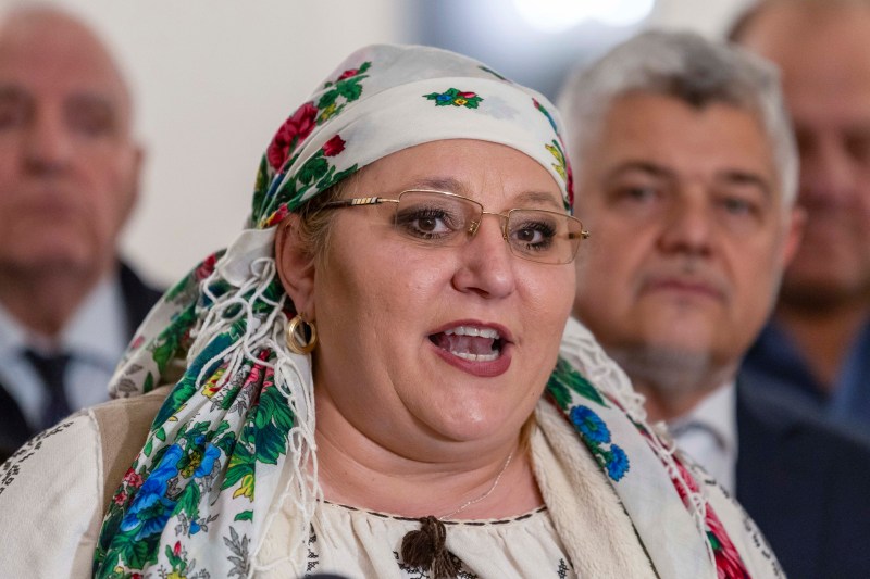Diana Șoșoacă, o nouă vizită la Ambasada Rusiei: Ce promisiuni susține că a primit de la reprezentantul lui Putin la București