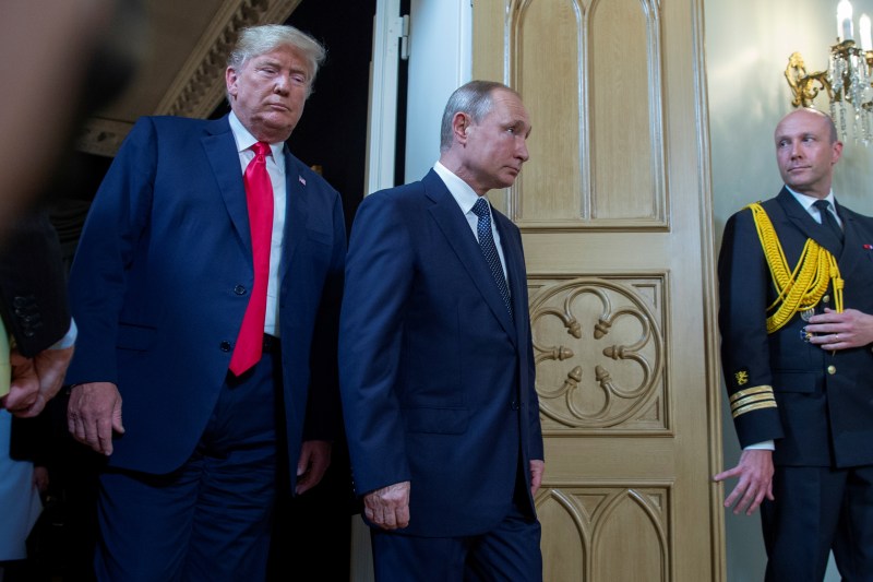 Donald Trump afirmă că Vladimir Putin a indicat că ar putea participa la discuțiile cu Iranul