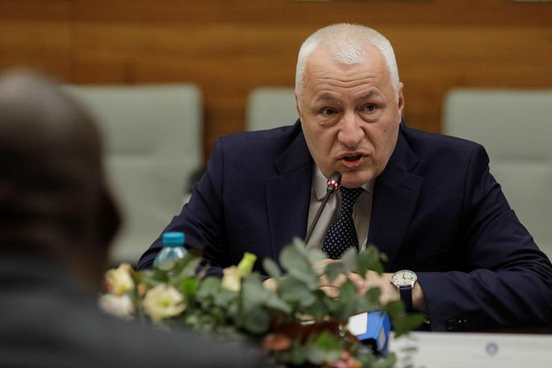 Fost consilier prezidențial avertizează: „România se află într-o luptă dificilă, agravată de o criză economică”