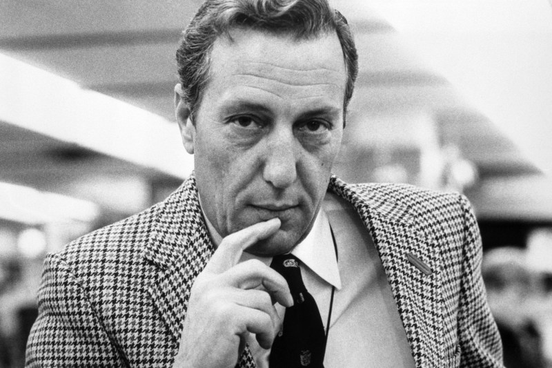 Frederick Forsyth a decedat la 86 de ani. Cum a evoluat de la fost spion la scriitor de bestsellere