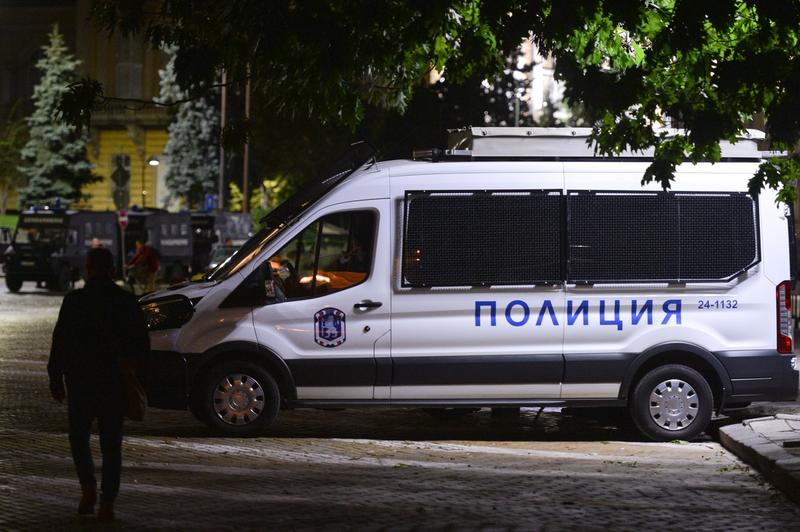 Indignare în Bulgaria după descoperirea a 75 de vârstnici legați și sedați într-un caz similar cu azilele de bătrâni din România