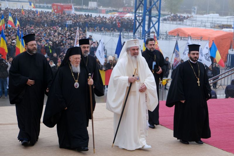Întrebare adresată Patriarhiei Române