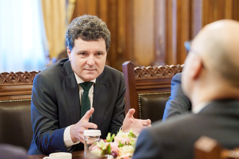 Lipsa unui consens în urma discuțiilor de la Cotroceni între partidele politice despre reducerea deficitului bugetar. Propunerile PSD, PNL și USR și neînțelegerile existentă