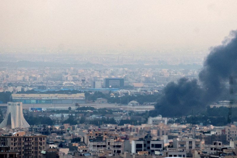 LIVE Război Israel-Iran, ziua a cincea: Noapte de atacuri reciproce intense / Trump: Teheranul trebuie evacuat urgent