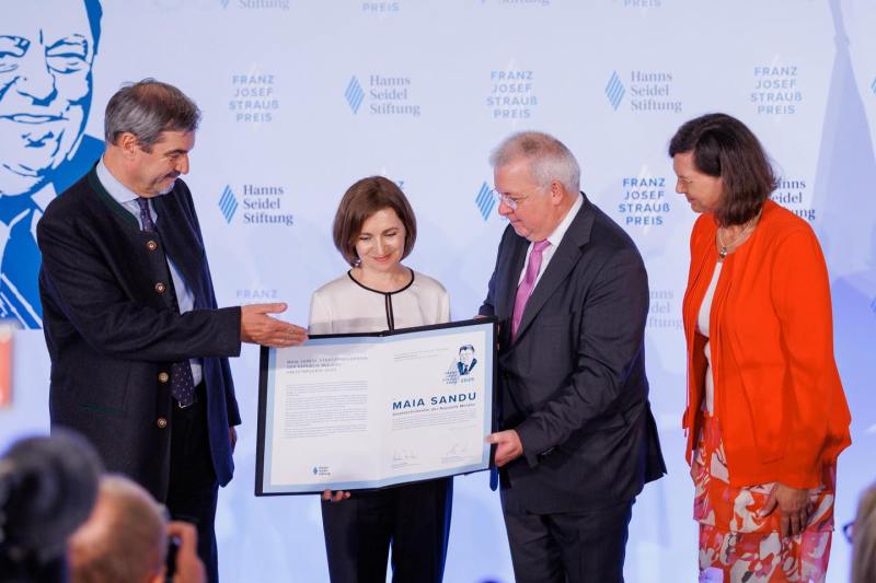 Maia Sandu a primit Premiul Franz Josef Strauss. Ce planuri are cu suma încasată